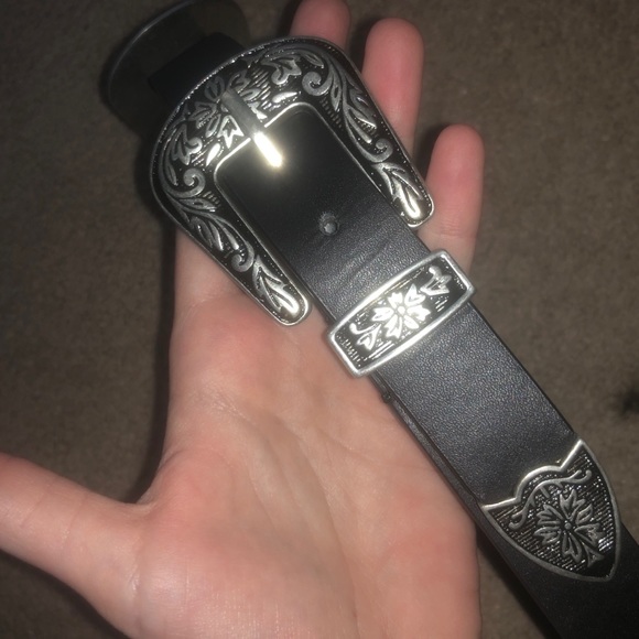 Scarlet Waist Belt in Black - Picture 6 of 7